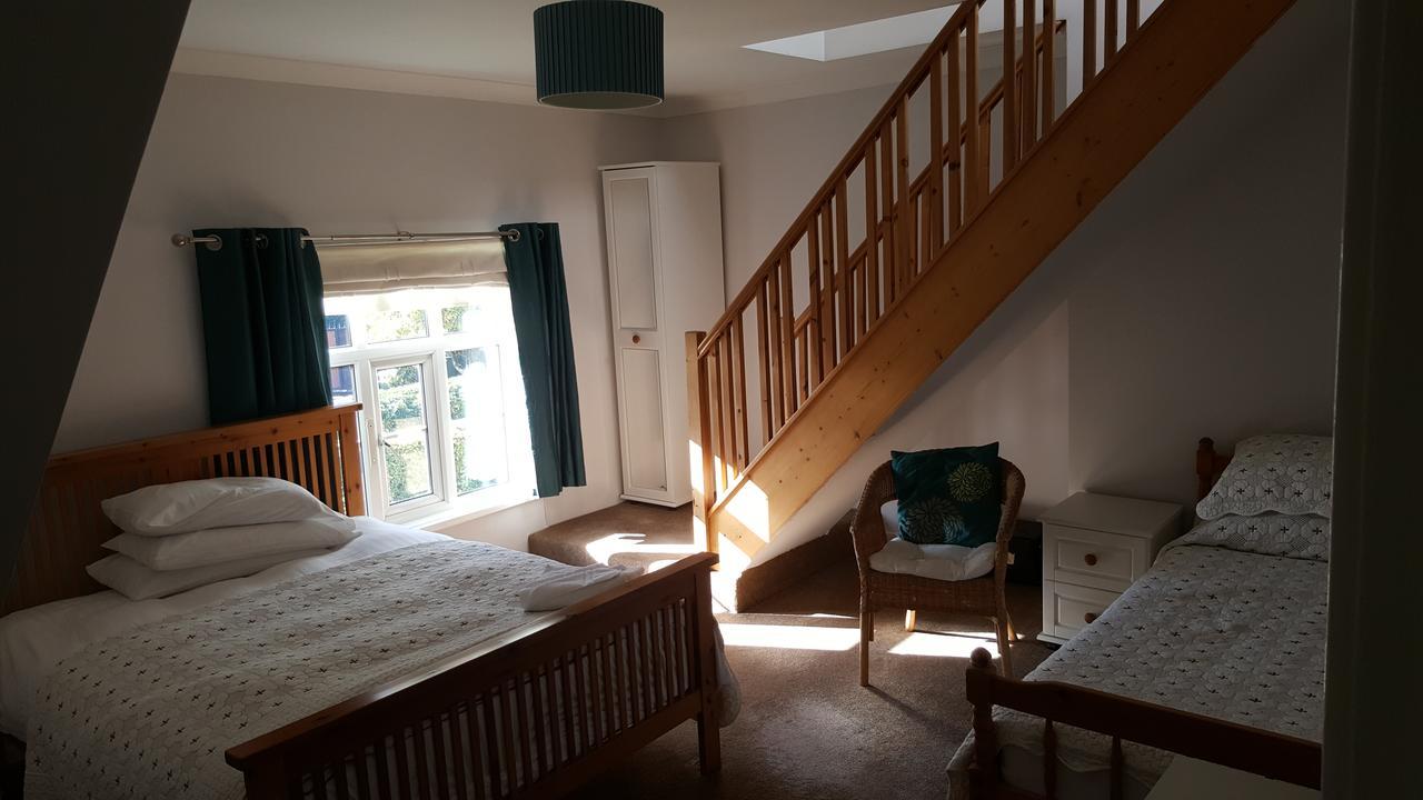 Church End Farm Bed And Breakfast Hale  Exterior foto
